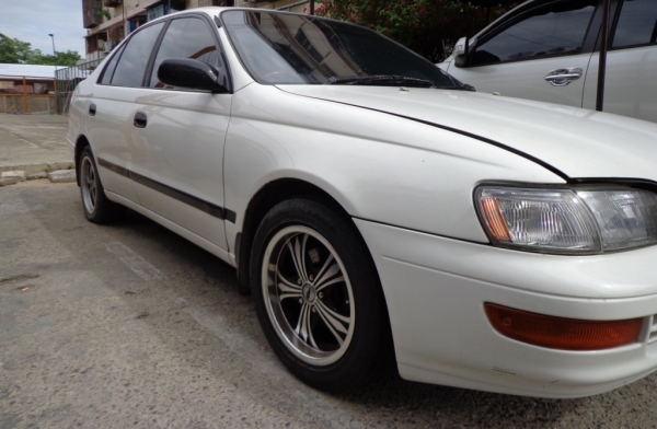 1995 TOYOTA, CORONA 1.6 GLi โฉม ท้ายโด่งไฟท้ายแยก เกียร์ธรรมดา
