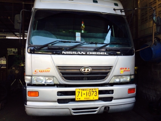 ขายหัวลากนิสสัน ยูดี350แรงม้า พร้อมหางพื้นเรียบ3เพลา ปี2550 รถสวยมากใช้งานอยู่ ราคา1,950,000บาท