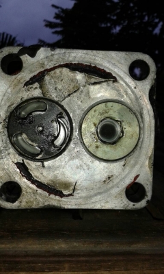 ต้องการซื้อปั๊มลม รถมิตซู 10 ล้อ sn 527 ต้องการซื้อปั๊มลม รถมิตซู 10 ล้อ sn 527