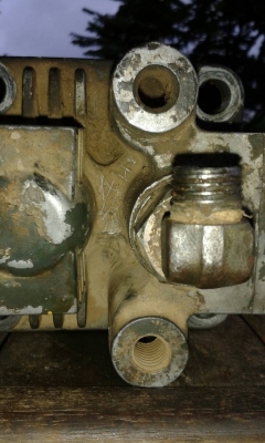 ต้องการซื้อปั๊มลม รถมิตซู 10 ล้อ sn 527 ต้องการซื้อปั๊มลม รถมิตซู 10 ล้อ sn 527