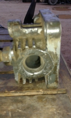 ต้องการซื้อปั๊มลม รถมิตซู 10 ล้อ sn 527