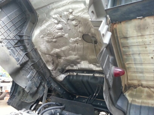 รถฮีโน่ 10 ล้อดั้ม 344 แรงม้า. ปี 53  สนใจติดต่อ 081 - 6079515