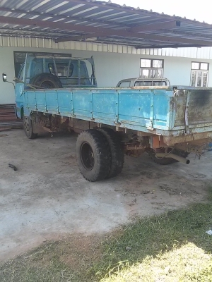 ขาย6ล้อ Isuzu 85แรง ช่วงยาว