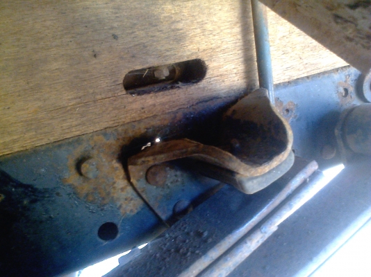 หกล้อ อีซูซุ 88ช่วงสั้น รถห้างมือเดียวปี34ยกหัวได้ มาพร้อมความเดิม ครับ