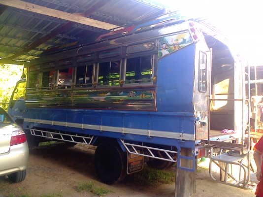 หกล้ออีซูซุ NPR130ปี50รถรับส่งนักเรียน รถห้างมือเดียวสวยเดิมๆ ทะเบียนพร้อมโอน