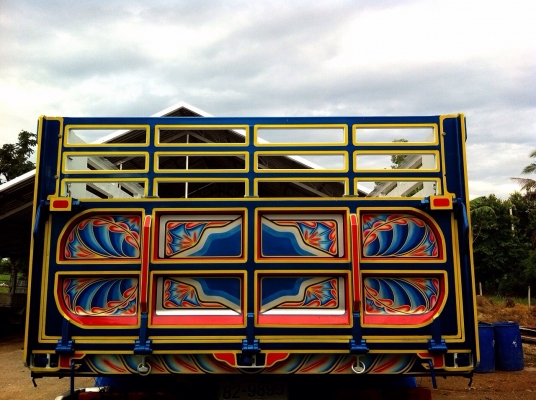 ขายกระบะสามมิตรแท้ สภาพ 90\% ไม่มีผุ ไม่มีสนิม ยาว 6 เมตร กว้าง 2.50 เมตร สูง 1.40 เมตร