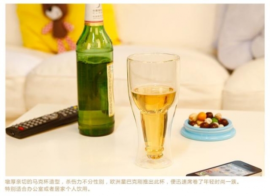 แก้วน้ำขวดเบียร์คว่ำ แก้วน้ำขวดเบียร์คว่ำ