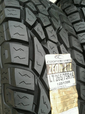 ขาย ยาง COOPER ZEON LTZ 265/75R16 ครับ ขาย ยาง COOPER ZEON LTZ 265/75R16 ครับ