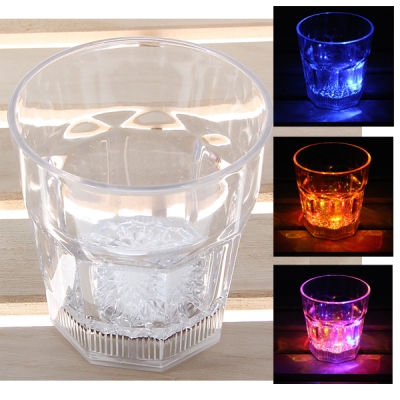 แก้วน้ำเปลี่ยนสีได้ GELAS LED