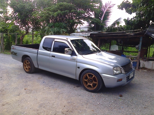 Missubishi Strada 2500เทอร์โบ ปี96