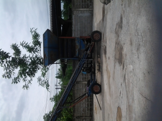 เครื่องเป่าฝุ่นข้าวโพด