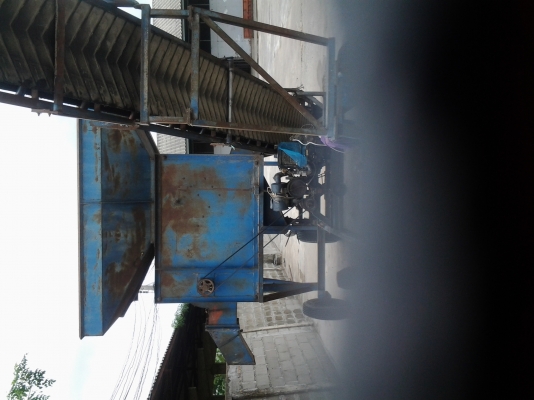 เครื่องเป่าฝุ่นข้าวโพด