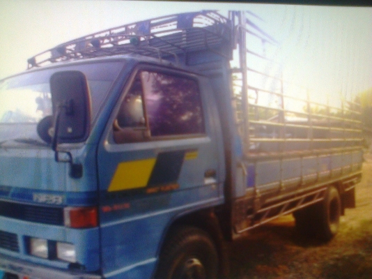 หกล้อ อีซูซุ115แรง ห้างแท้เกียร์สั้น บรรทุกความสวยเดิมๆมาเต็มคัน สภาพส่งประกวดได้ ทะเบียนไม่ขาดพร้อมโอน