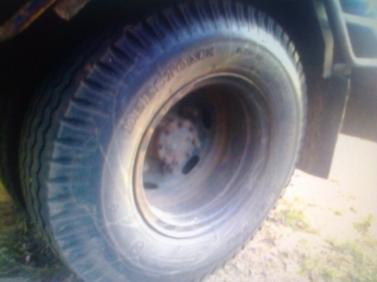 หกล้อ อีซูซุ115แรง ห้างแท้เกียร์สั้น บรรทุกความสวยเดิมๆมาเต็มคัน สภาพส่งประกวดได้ ทะเบียนไม่ขาดพร้อมโอน