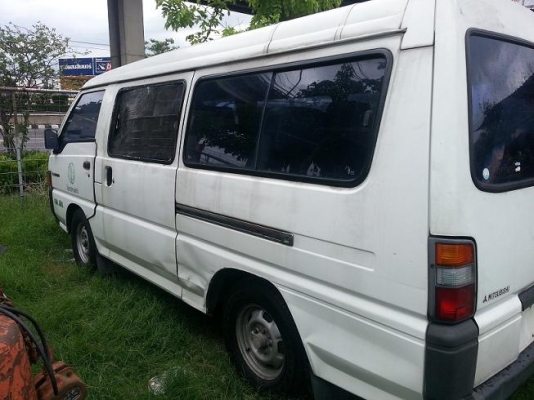 Mitsu L300 ปี97 รถขับได้ สีขาวเดิมๆ เบาะครบ มีทะเบียนครับ Mitsu L300 ปี97 รถขับได้ สีขาวเดิมๆ เบาะครบ มีทะเบียนครับ