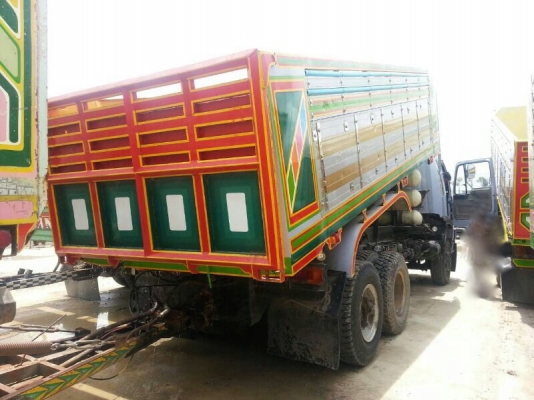 รถฮีโน่ 10 ล้อดั้ม 240 แรงม้า. ปี 45  ( ติดแก๊ส )  ,  ( ขายแม่ , ลูก )   สนใจติดต่อ 081 - 6079515