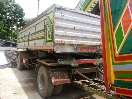 รถฮีโน่ 10 ล้อดั้ม 240 แรงม้า. ปี 45  ( ติดแก๊ส )  ,  ( ขายแม่ , ลูก )   สนใจติดต่อ 081 - 6079515