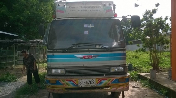 ขาย 10 ล้อเพลาเดียว HINO FL3H สภาพสวยรถมือเดียวออกห้าง คัสซีสวยจัดตลอดเส้น เครื่องเดิม HO7D 195 HP เกียร์เดิม ยางเต็ม หัวเก๋งบางไม่มีผุ ทะเบียนเต็มพร้อมโอนครับ