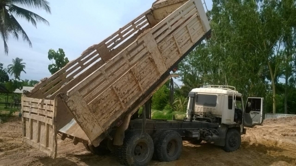 ขายไอ้หลง FN528 TF สภาพสวยพร้อมใช้งาน  เครื่อง 6D16 220 แรงม้า คัสซีสวย เบรคใหญ่เพลาบุ๋ม แอร์เย็น ทะเบียนพร้อมโอนครับ