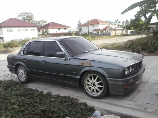 ขายไปแล้วครับ ขอบคุณทางเวปhttp://www.truck2hand.com/