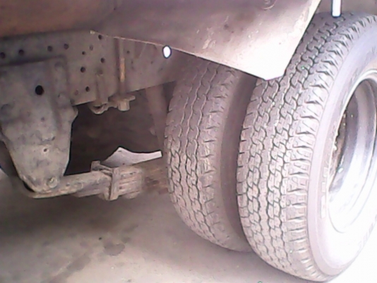 ISUZU  ELF 120 แรง
