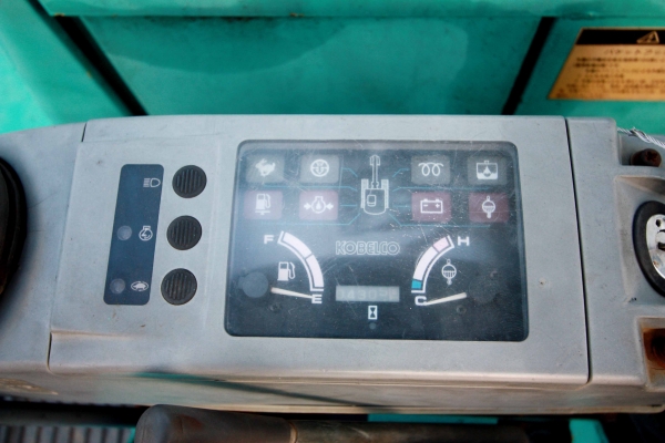 ขายแม็คโคร KOBELCO SK025 ปั้มนิ้ว มีลายหัวเจาะ สภาพพร้อมใช้งาน สนใจติดต่อ 086-775-7900, 086-324-1992