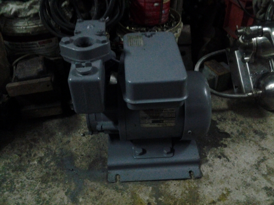 ขาย !! ปั้มน้ำหอยโข่ง มากีต้า400w.220v.ท่อเข้า-ออก1.5"พร้อมใช้งาน