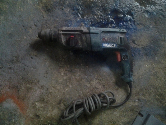 ขาย !! สว่านโรตารี่bosch 3ระบบ รุ่น2-26 ของแท้ พร้อมใช้งาน