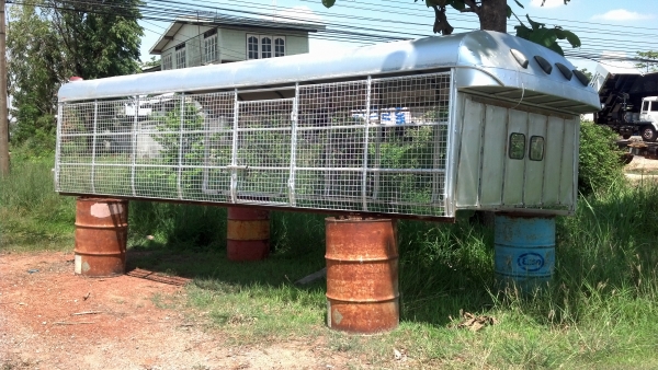 ขายหลังคา ถอดลงจาก NQR ยาว5.50m กว้างประมาณ2.25m