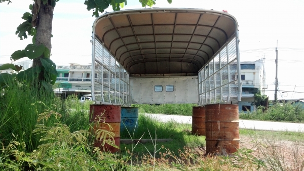 ขายหลังคา ถอดลงจาก NQR ยาว5.50m กว้างประมาณ2.25m