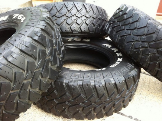 ขายยางMud MAXXIS BIGHORN M/T-764 265 75 R16 พร้อมลุย