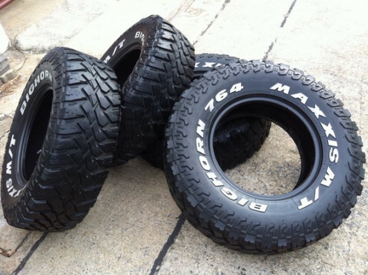 ขายยางMud MAXXIS BIGHORN M/T-764 265 75 R16 พร้อมลุย