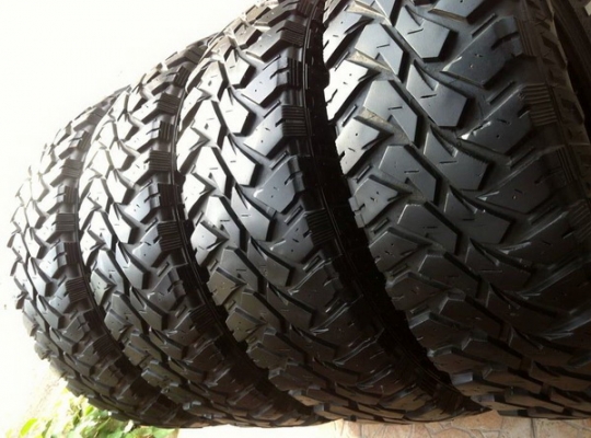 ขายยางMud MAXXIS BIGHORN M/T-764 265 75 R16 พร้อมลุย