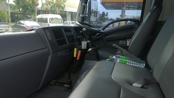 6ล้อดั้มNPR150แรง..รถใช้น้อยมาก13000.กม.(ขาย..รวมดาวน์รวมผ่อน)