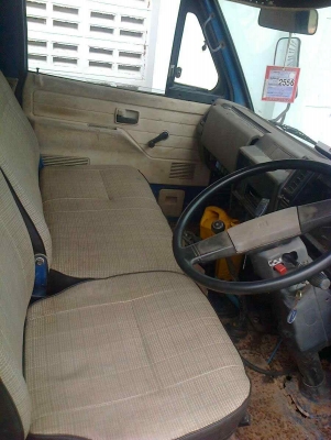 4ล้อใหญ่ISUZU NKR88แรง...รถการประปาฯ เดิมๆจากห้าง...เล่มพร้อม