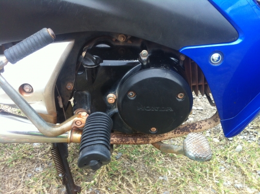 ขาย wave 100s ดรั้มเบรค ปี 2005 15000 บาท ขาย wave 100s ดรั้มเบรค ปี 2005 15000 บาท