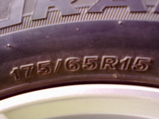 ขายยางเดิมๆติดรถ honda city 2010 4เส้น ปี 10 ขายยางเดิมๆติดรถ honda city 2010 4เส้น ปี 10