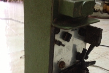 เครื่องเชื่อมใบเลื่อยสภาพพร้อมใช้งานครับสนใจโทรสอบถามได้ครับ