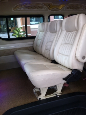 รถตู้ดีเซลเครื่อง 3.0แต่งวีพร้อมออก รถตู้ดีเซลเครื่อง 3.0แต่งวีพร้อมออก