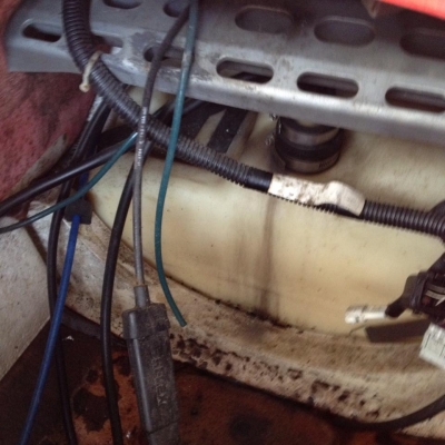 เจ็ตสกี เก่าญี่ปุ่น KAWASAKI สีแดง ไม่มีเครื่องยนต์  (ขายซาก)