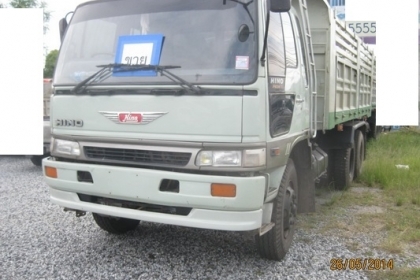 ขาย 3M สองเพลาดั้มพ์ 240 แรง สวยพร้อมใช้ โทร 088-4501277