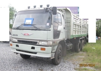 ขาย 3M สองเพลาดั้มพ์ 240 แรง สวยพร้อมใช้ โทร 088-4501277