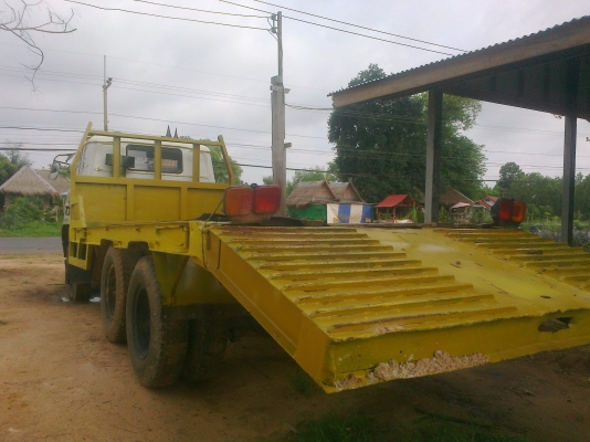 ขายด่วน 10 ล้อเทเลอร์หางปลาลากแมคโคร 200