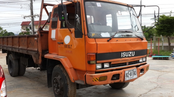 ขายด่วน ISUZU เครื่อง 6BD1 165 แรง รถหลวงแท้ 100\% สภาพเหมือนใหม่