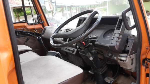 ขายด่วน ISUZU เครื่อง 6BD1 165 แรง รถหลวงแท้ 100\% สภาพเหมือนใหม่