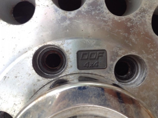 ขายล้อหยดน้ำ 15x8.5 ออฟ-35 6/139.7 ออฟลึก 4.5 นิ้ว ประมูลเองจากยุ่นครับ