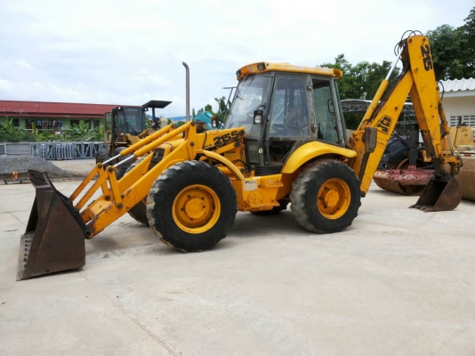 ขายรถตักหน้าขุดหลัง JCB 215S สภาพสวย พร้อมใช้งาน ไม่เคยใช้งานในไทย