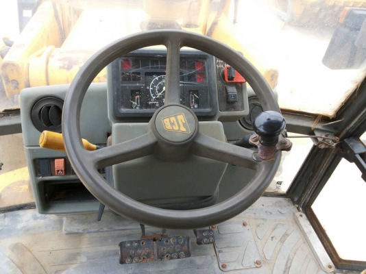 ขายรถตักหน้าขุดหลัง JCB 215S สภาพสวย พร้อมใช้งาน ไม่เคยใช้งานในไทย