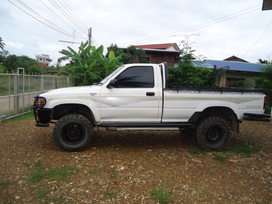 Toyata คานแข็ง แท้ LN106 สภาพสวยทั้งใน และ นอก