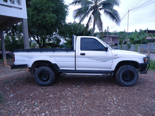 Toyata คานแข็ง แท้ LN106 สภาพสวยทั้งใน และ นอก